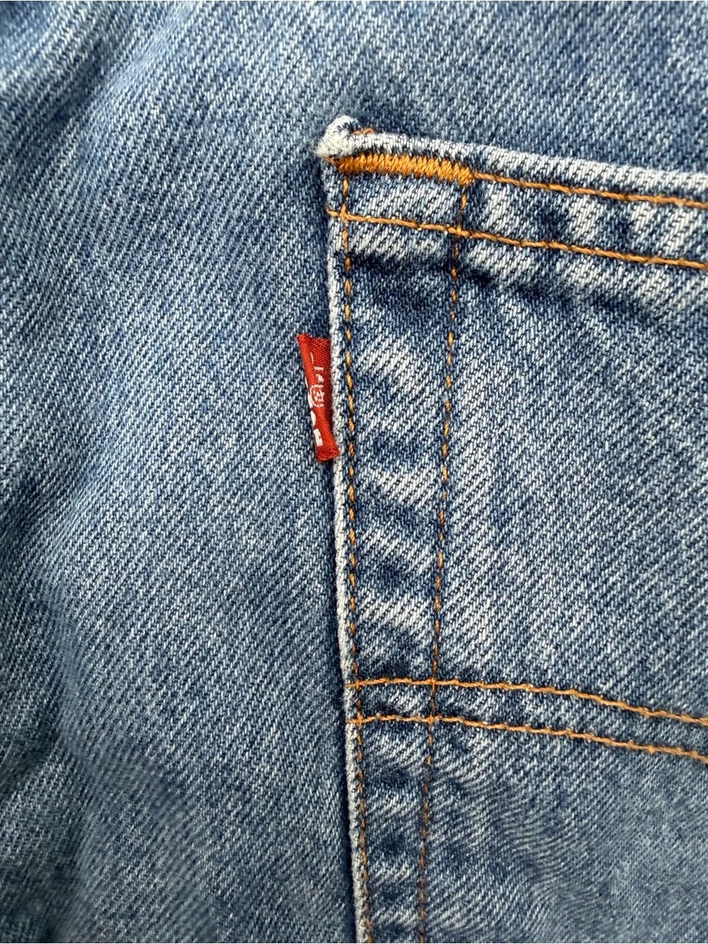 Classic Men's Blue Denim Jeans Levi’s 505 - Timeless Straight Fit